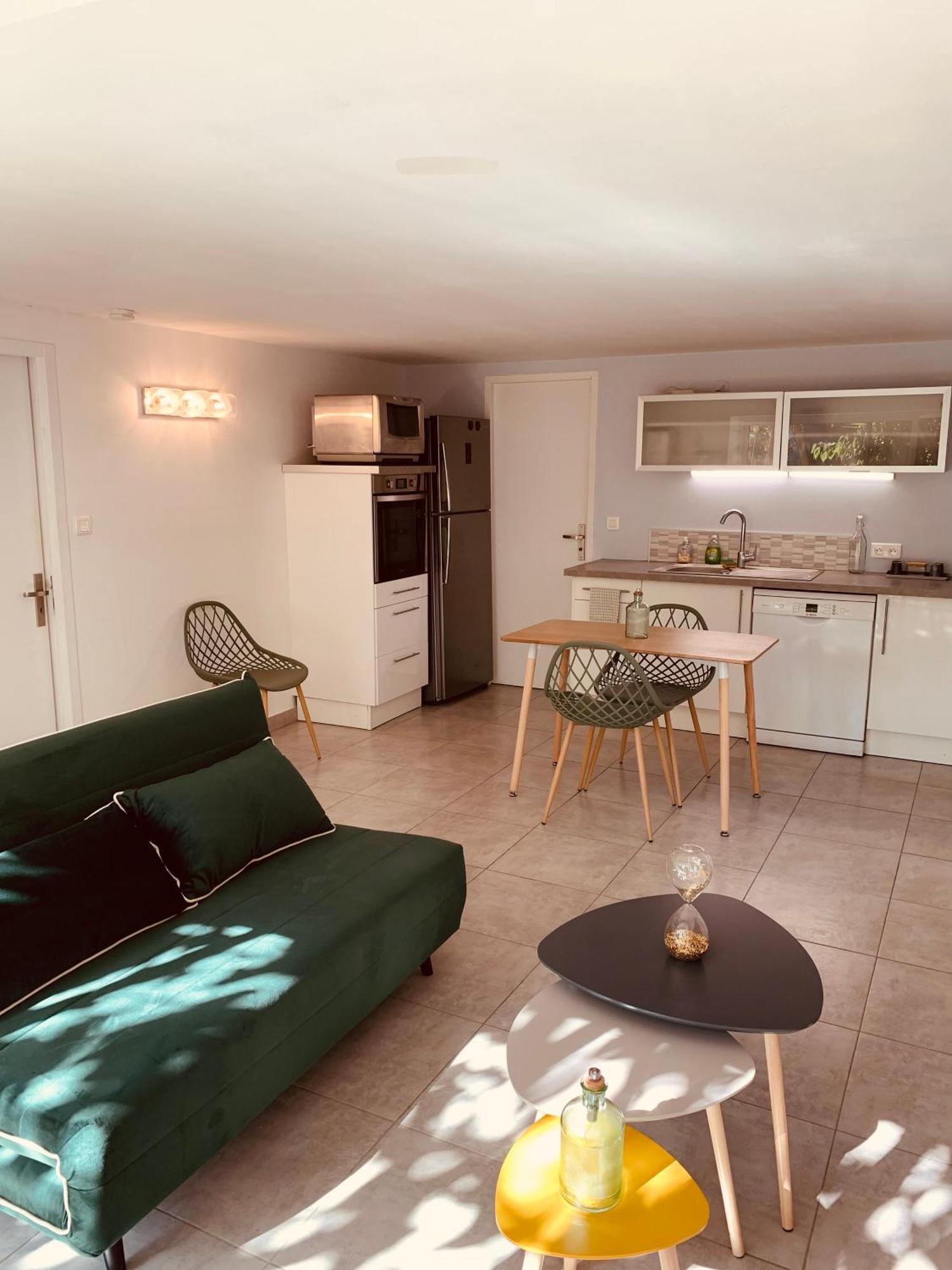 Appartement Independant Avec Jardin Et Acces Piscine Nimes Bagian luar foto
